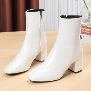 Little White Boots Womens 9